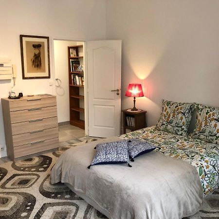 Villa Camelia Quartier Thermal Grand Studio Au Calme Виши Екстериор снимка